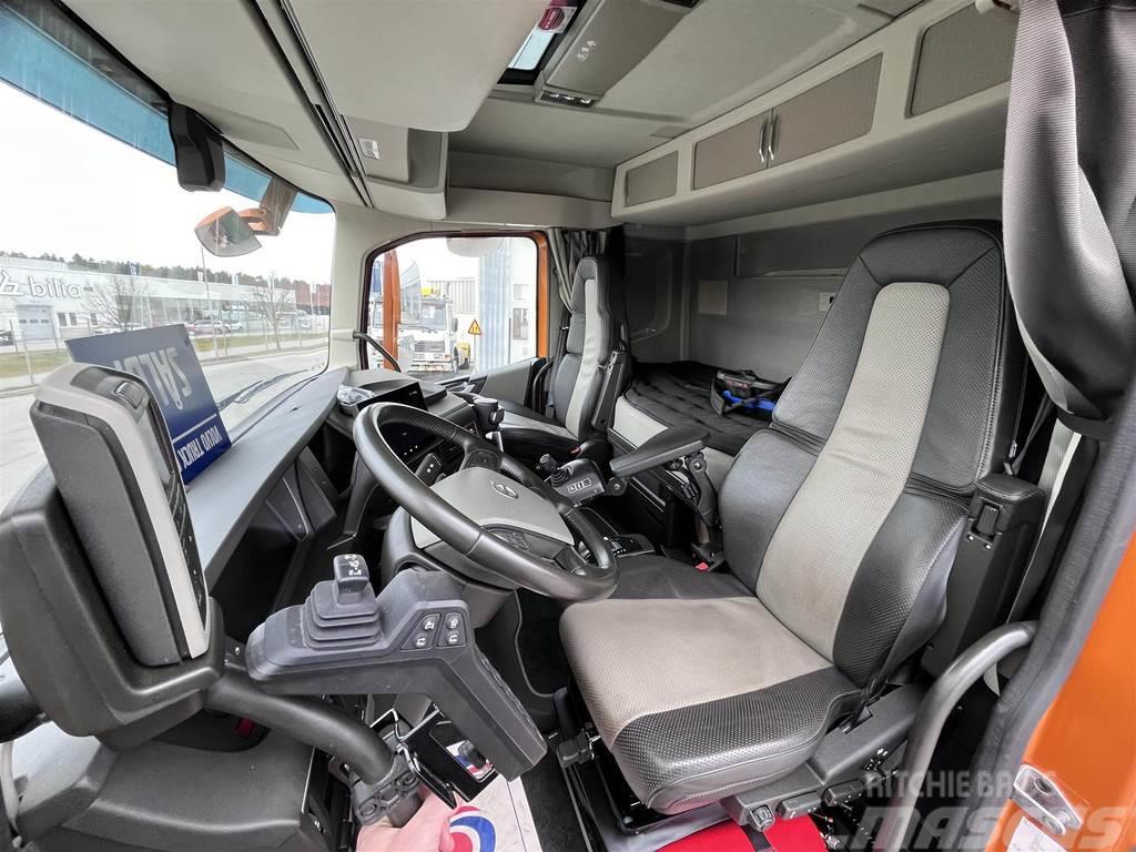 Volvo FH Kranväxlare med front plog & Reco drive Hákový nosič kontejnerů