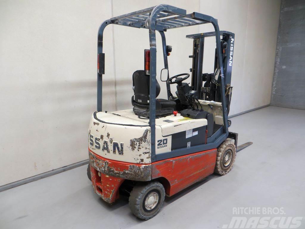 Nissan Q02L20CU Akumulátorové vozíky