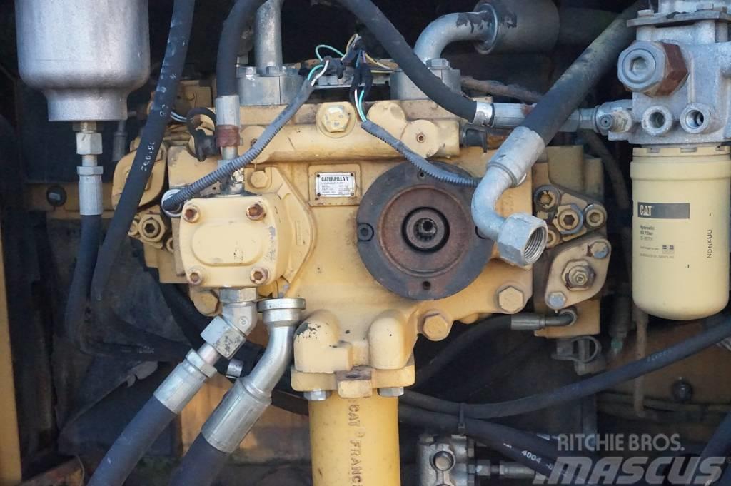 CAT 323 D L * hydraulic Pump * Pásová rýpadla
