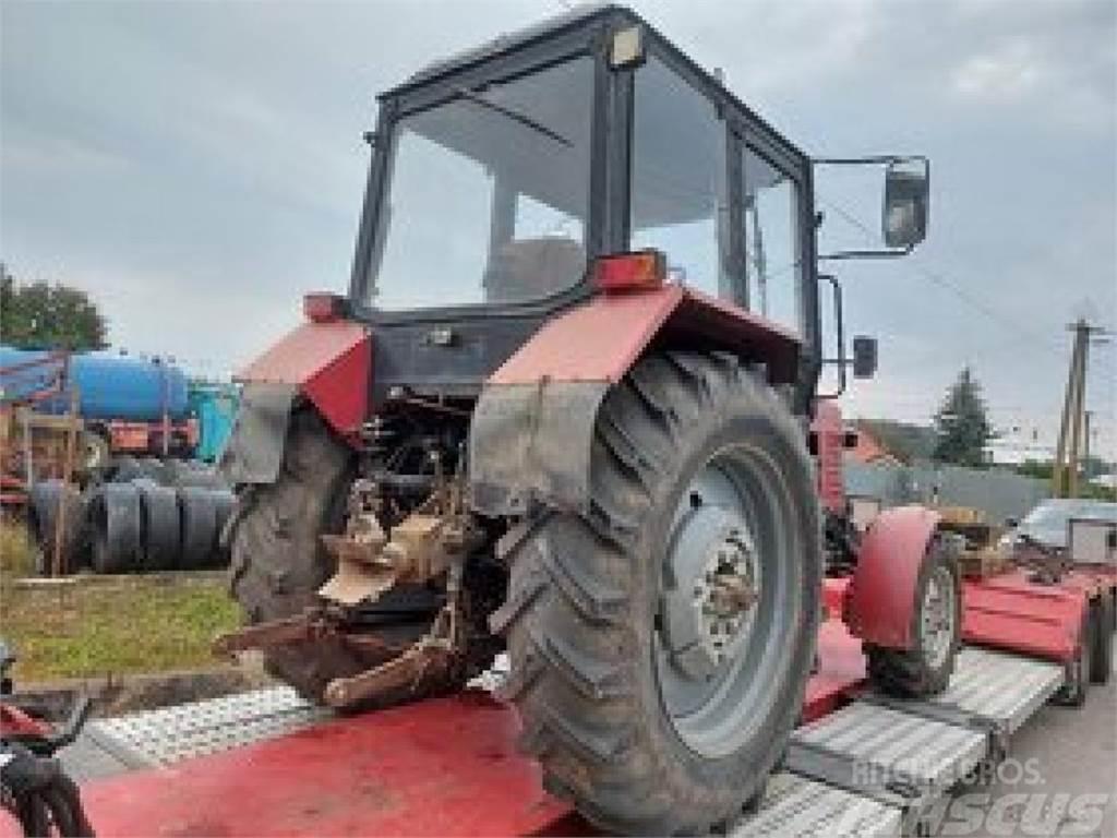 Belarus 820 Traktory