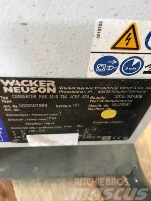 Wacker Neuson FUE-M/S 75A 4CEE-32A Stroje na výrobu betonových prefabrikátů