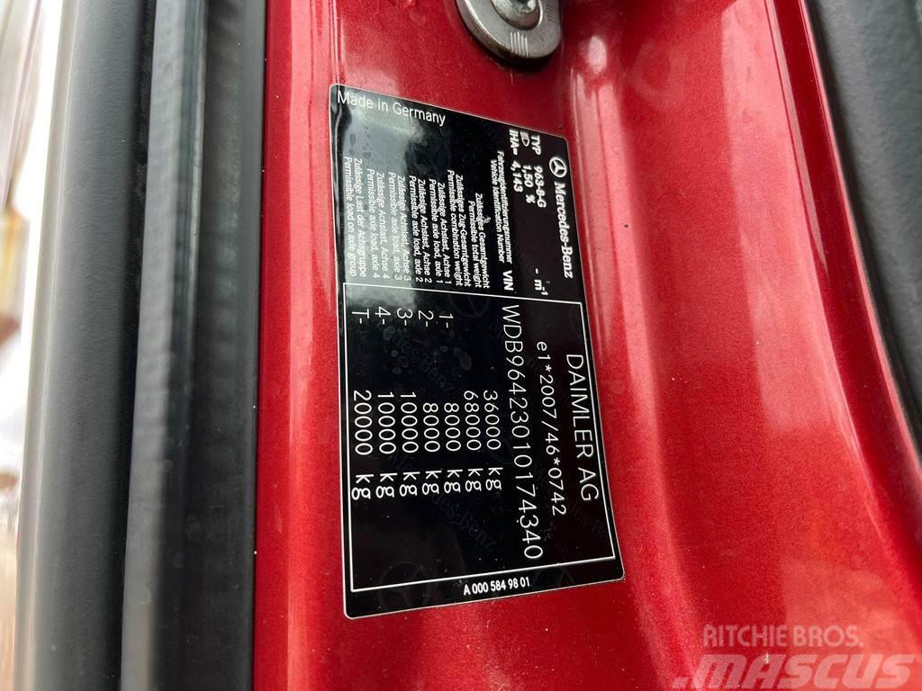 Mercedes-Benz Arocs 3258 8x4 RETARDER / FULL STEEL / BOX L=5586 Sklápěče