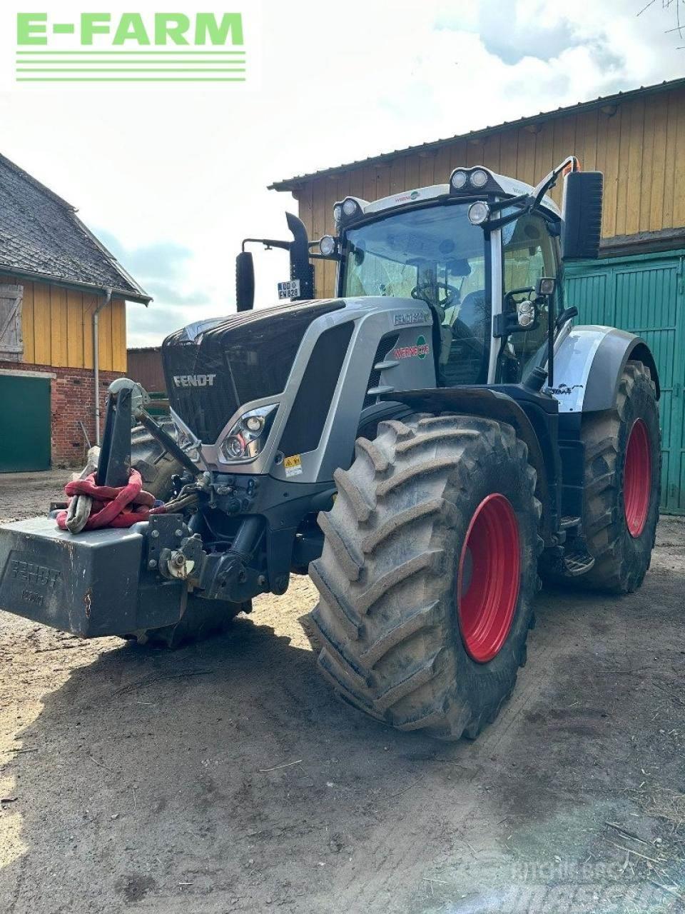 Fendt 828 vario s4 profi Traktory