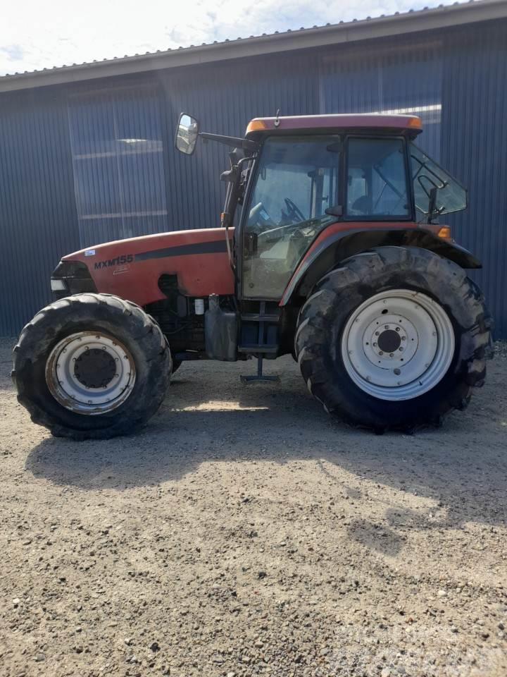 Case IH MXM155 Traktory