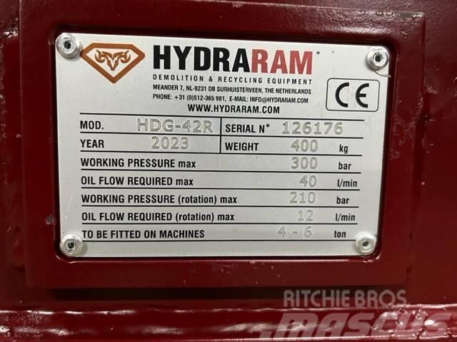 Hydraram HDG-42R | CW10 | 4.5 ~ 7.5 Ton | Sorteergrijper Klešťové drapáky