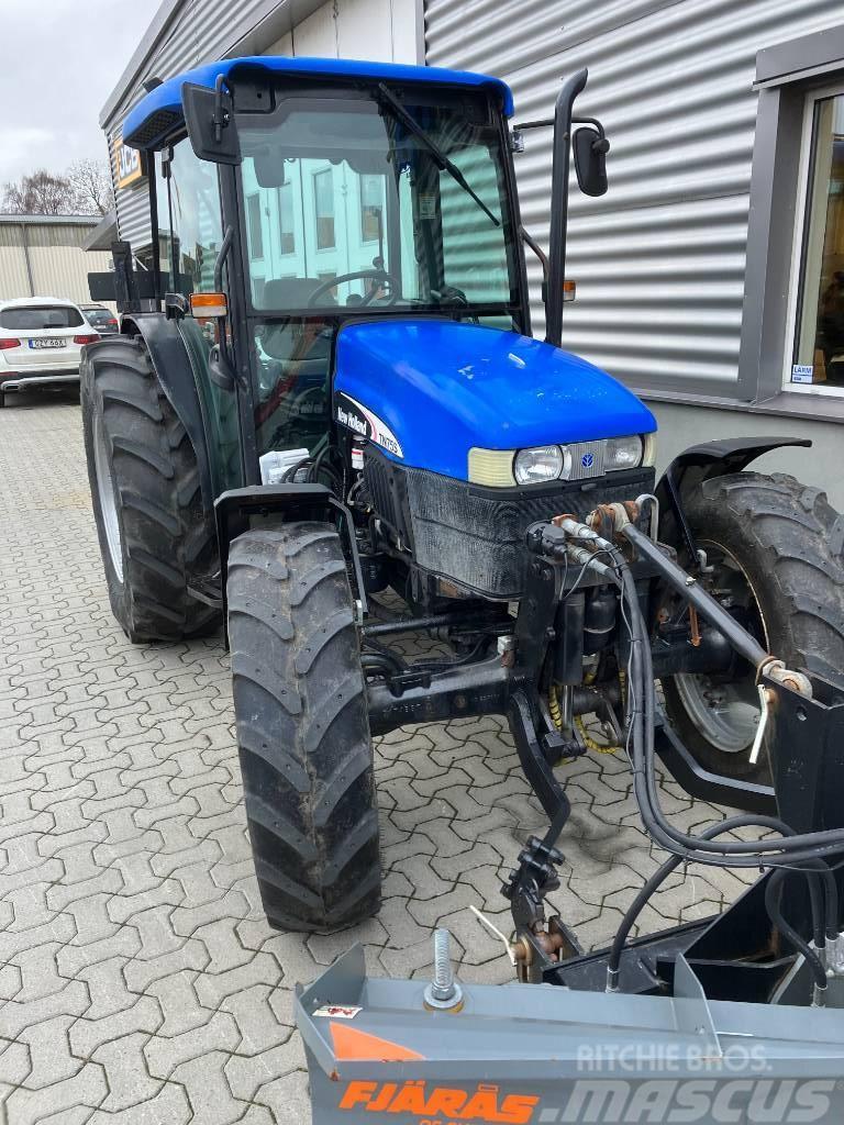 New Holland TN 75 S Traktory