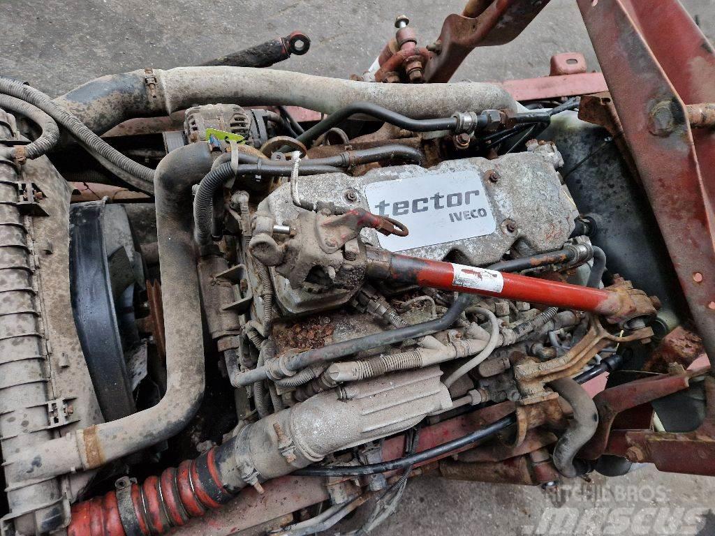 Iveco TECTOR F4AE0481C Motory