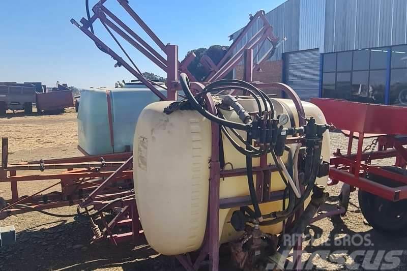 Hardi Hydraulic Boom Sprayer Stroje a zařízení pro zpracování a skladování zemědělských plodin - Jiné