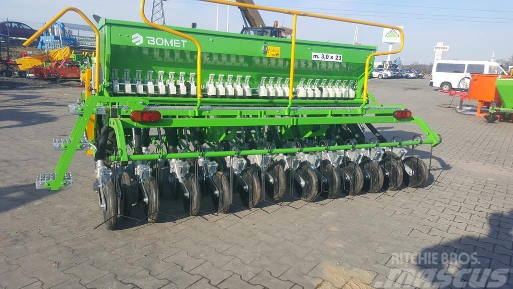 Bomet Universal seed drill Scorpius 3,0m + disc coulters Mechanické secí stroje