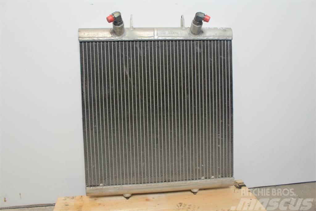 Renault Ares 816 Oil Cooler Motory