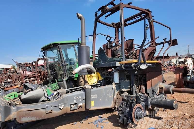 Challenger MT755 Tractor Now stripping for spares. Traktory