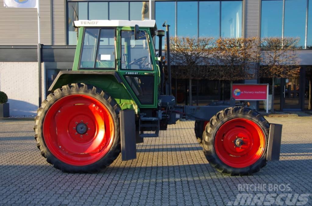 Fendt 380 GT 2wd verhoogd Traktory