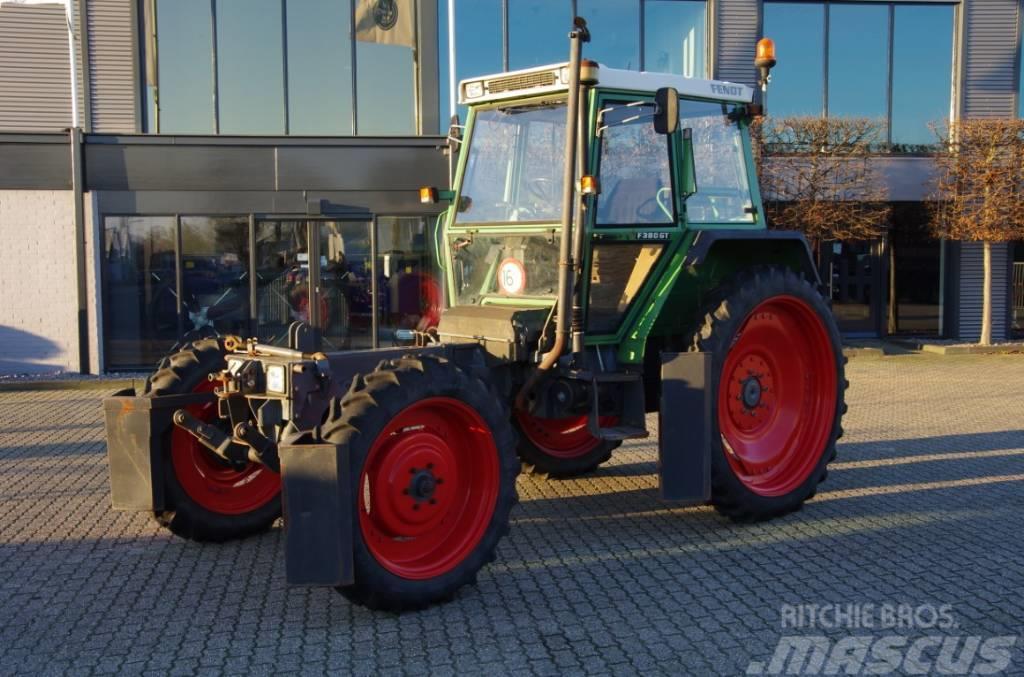 Fendt 380 GT 2wd verhoogd Traktory