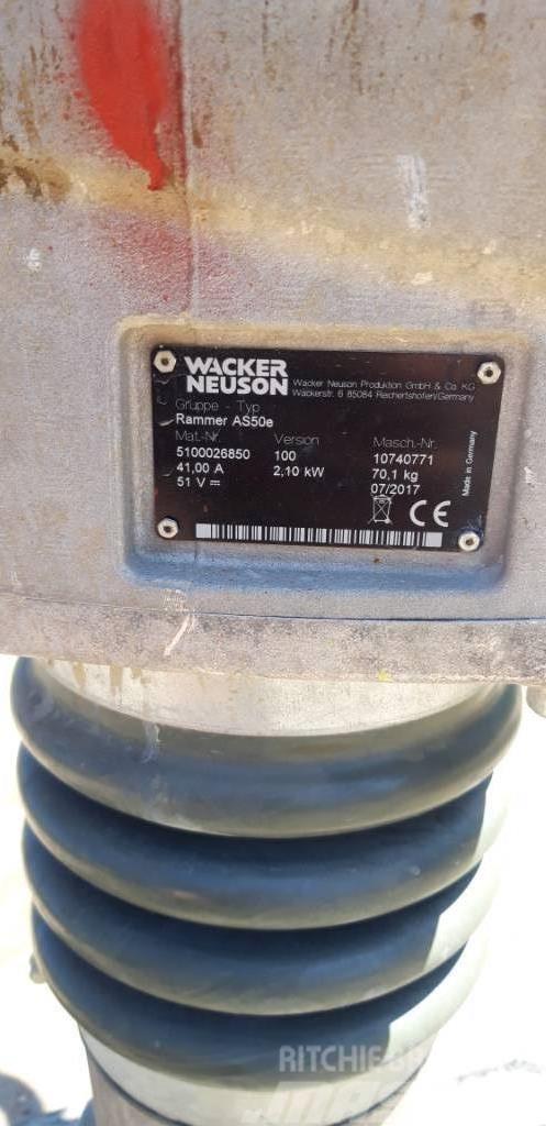 Wacker Neuson AS50 Vibrační pěchy