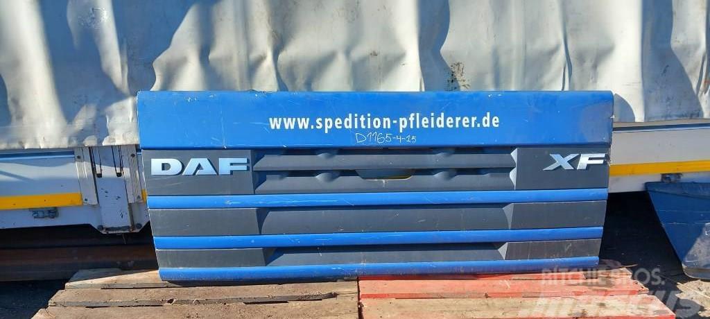 DAF XF 105.530 1644191 Front grill panel Kabiny a interiér
