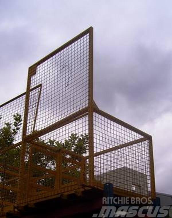  Safety Cages Další