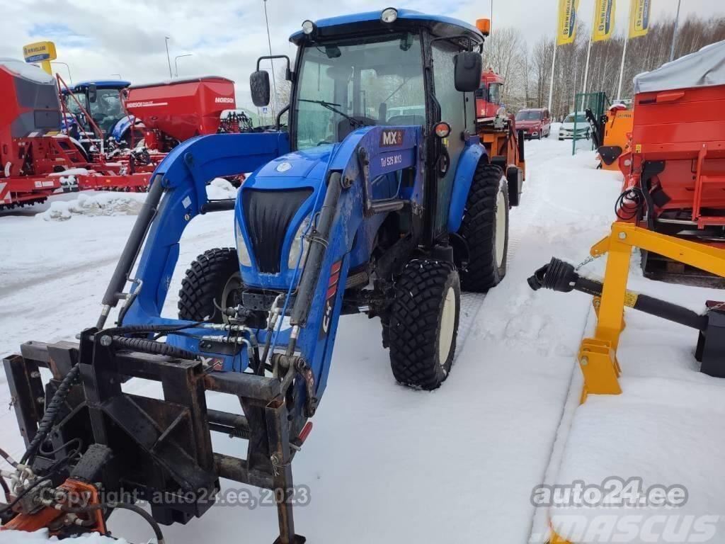 New Holland Boomer 50 HST 38kW Kompaktní traktory