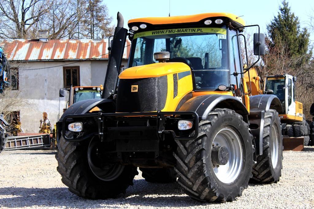 JCB Fastrac 3200 Traktory