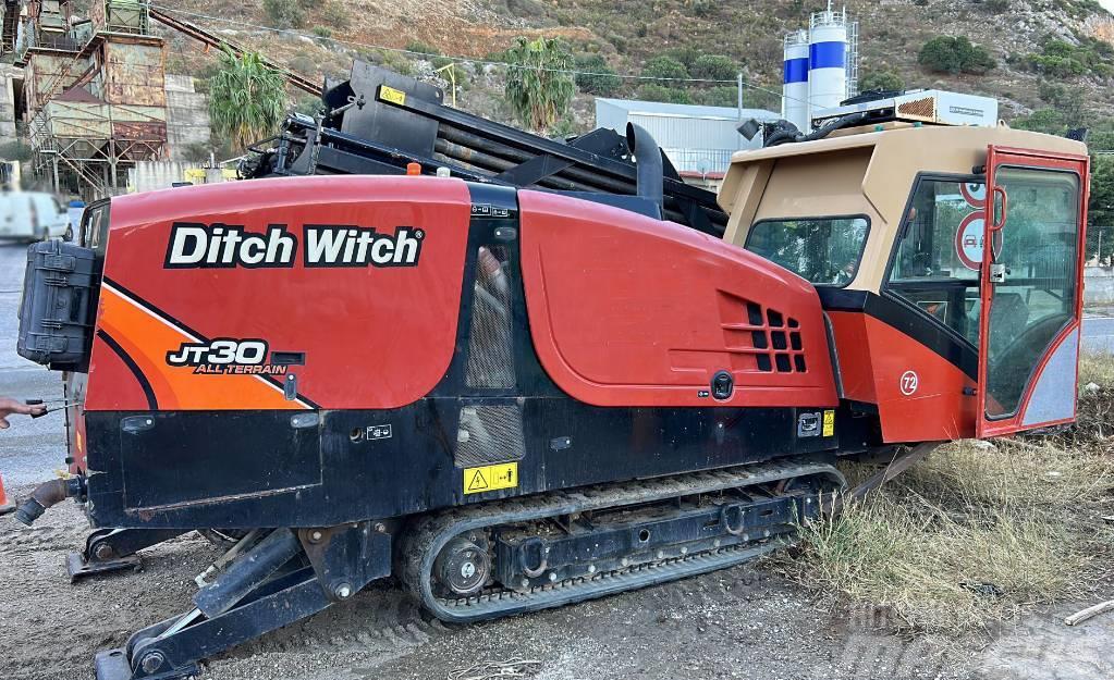 Ditch Witch JT 30 AT Horizontální vrtací zařízení