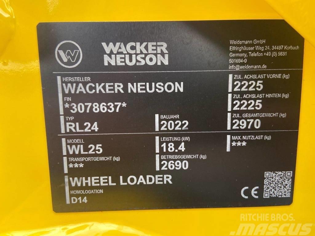 Wacker Neuson WL25 Kolové nakladače