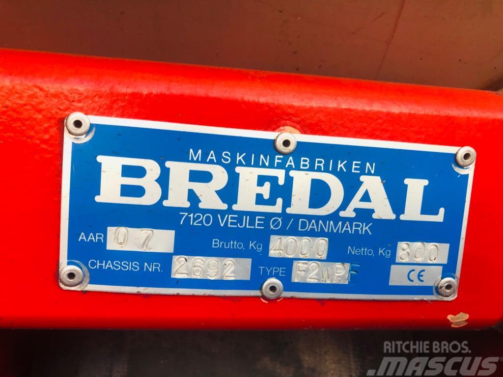 Bredal F2 3200 Rozmetadla chlévské mrvy