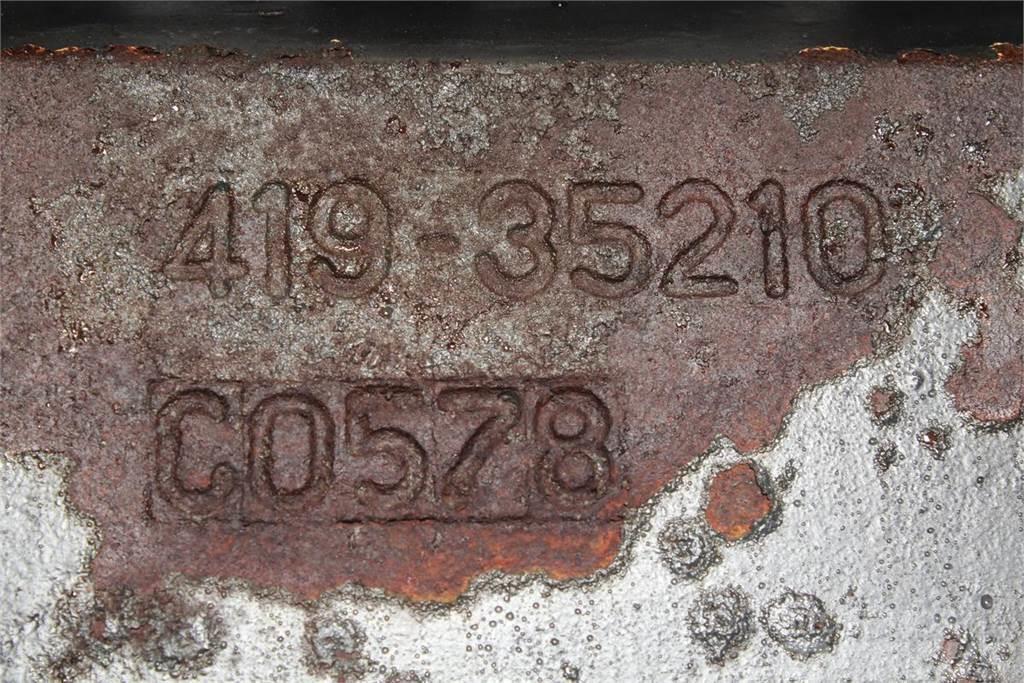 Komatsu WA320-5H Weights Podvozky a zavěšení kol