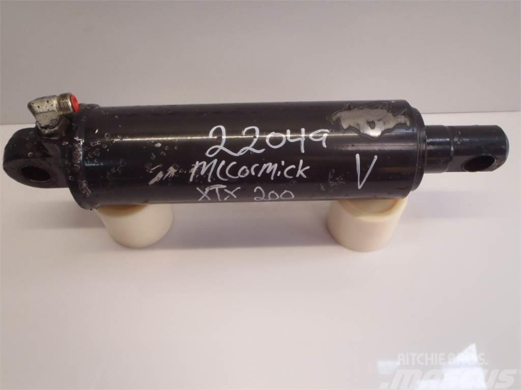 McCormick XTX200 Lift Cylinder Hydraulika