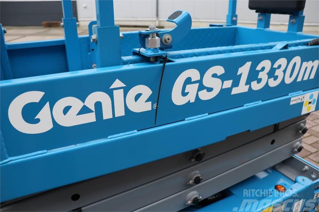 Genie GS1330M Valid inspection, *Guarantee! All-Electric Nůžková zvedací plošina