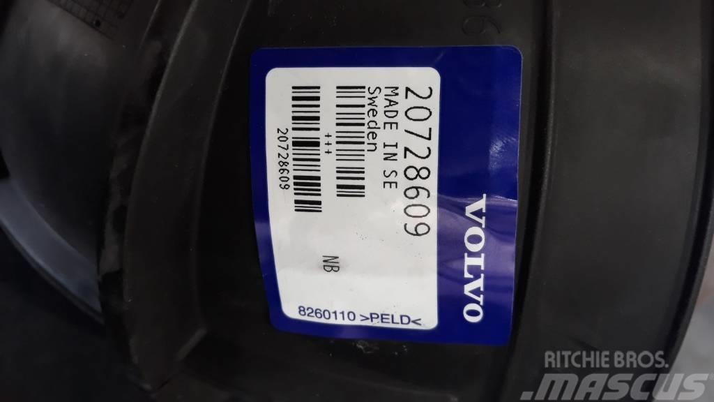 Volvo AIR INTAKE 20728609 Motory