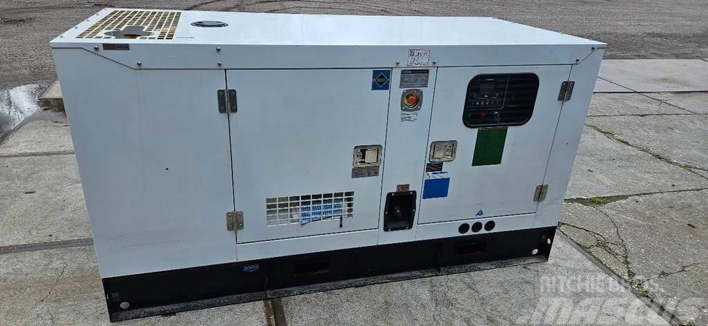 Atlas Copco PLUS POWER GF2-100 Naftové generátory