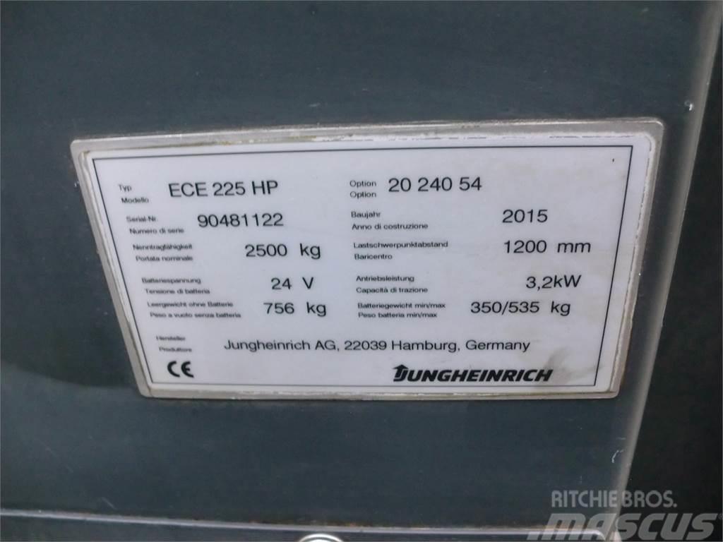 Jungheinrich ECE 225 HP 2400x540mm Nízkozdvižné vozíky