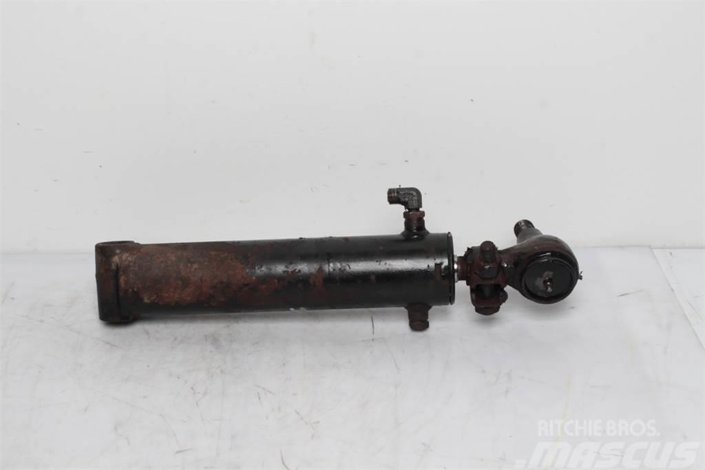 New Holland TG285 Front axle steering cylinder Převodovka