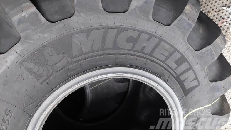 Michelin RENKAAT Xbib 750/65R26 Pneumatiky, kola a ráfky