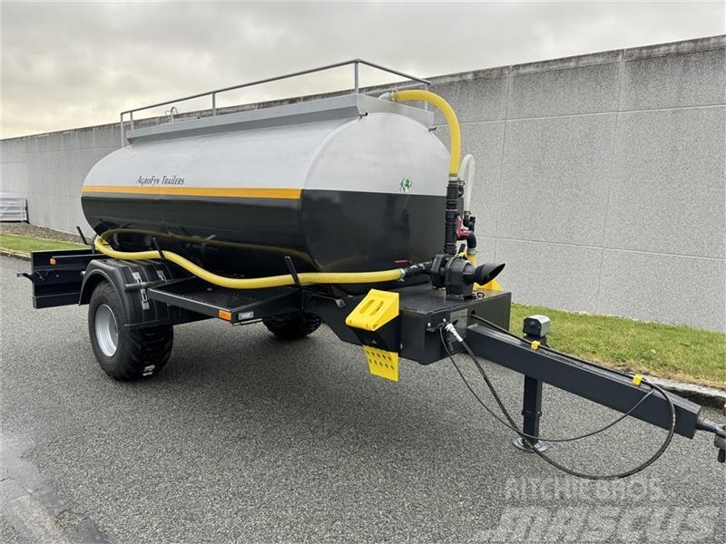 Agrofyn Trailers 5000 liter vandvogn Til omgående Zavlažovací systémy