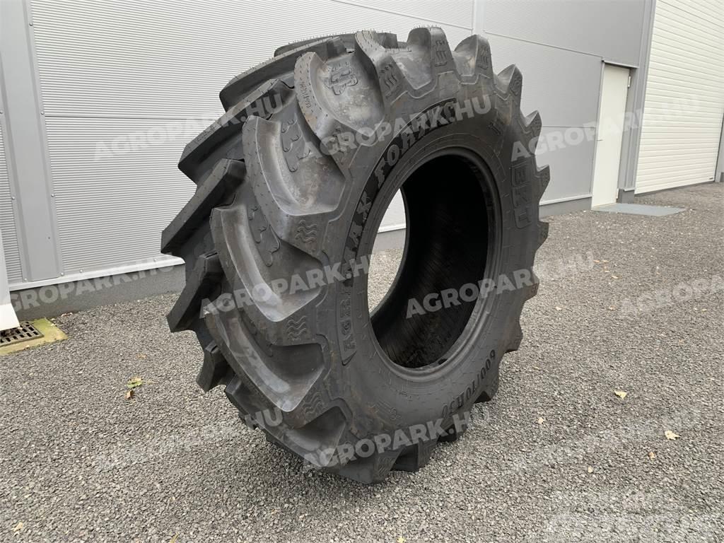 BKT tire in size 600/70R30 Pneumatiky, kola a ráfky