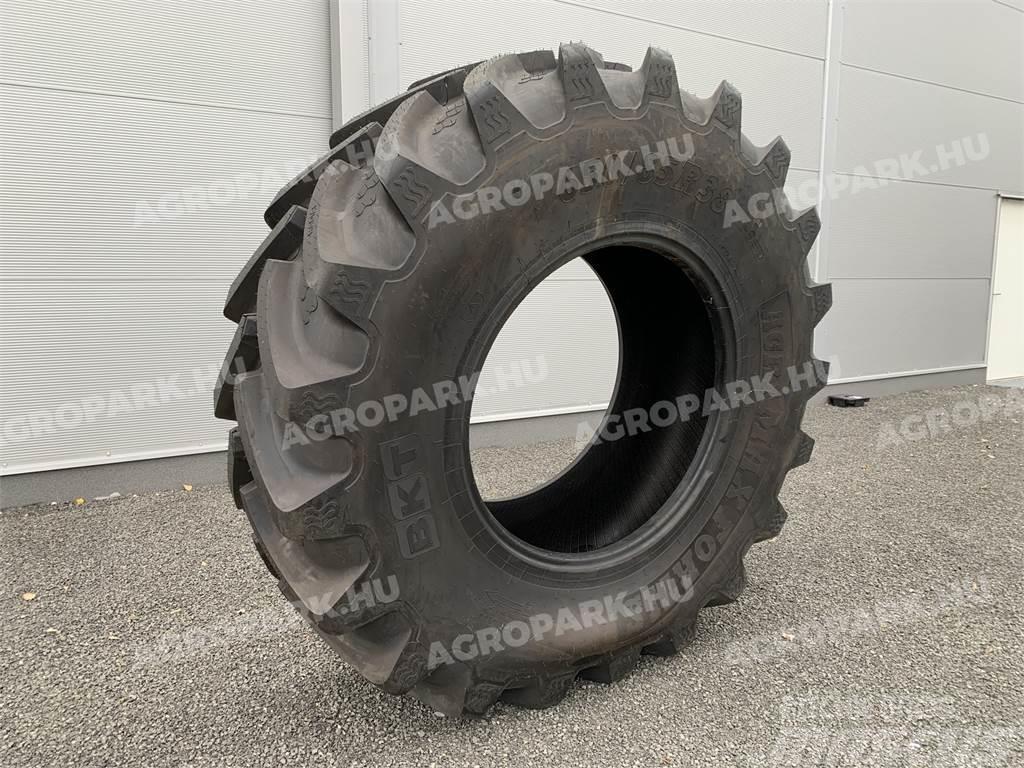BKT tire in size 650/85R38 Pneumatiky, kola a ráfky