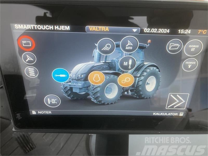 Valtra S394 Stor GPS Pakke og luftaffjedret kabine Traktory