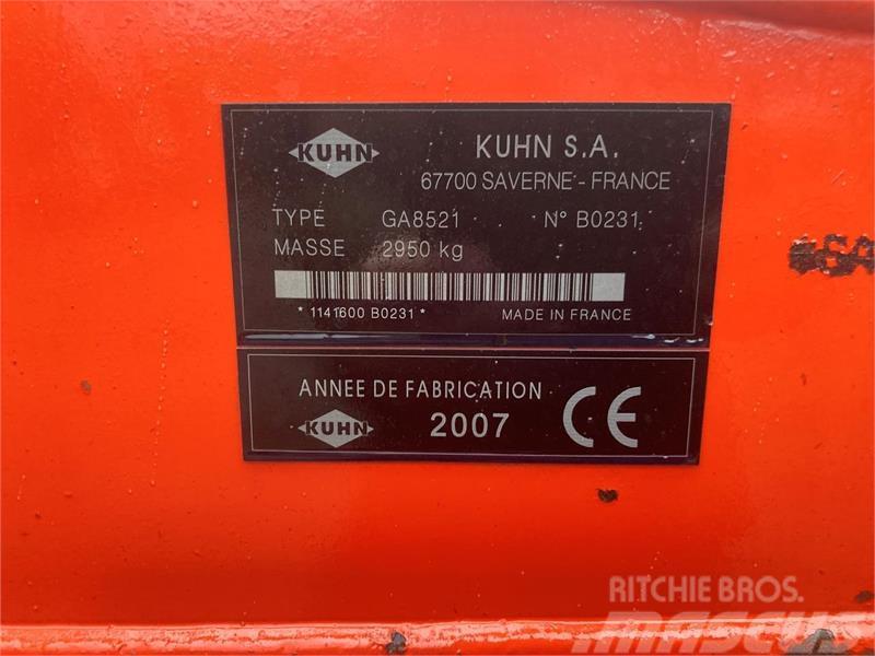 Kuhn GA 8521 To-rotorrive Obraceče a shrabovače sena