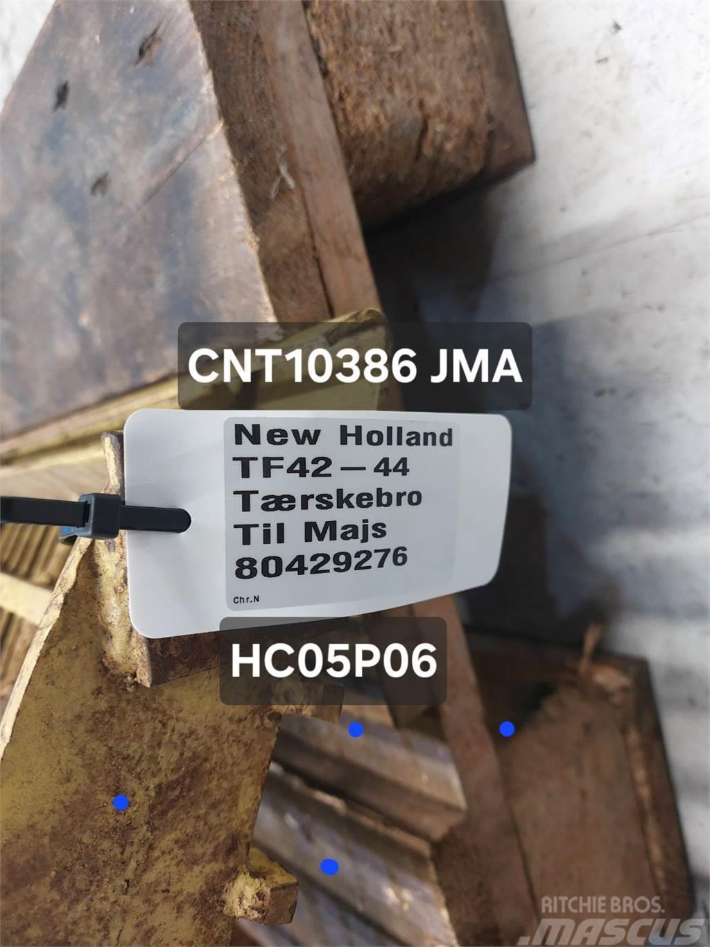 New Holland TF44 Příslušenství a náhradní díly ke kombajnům