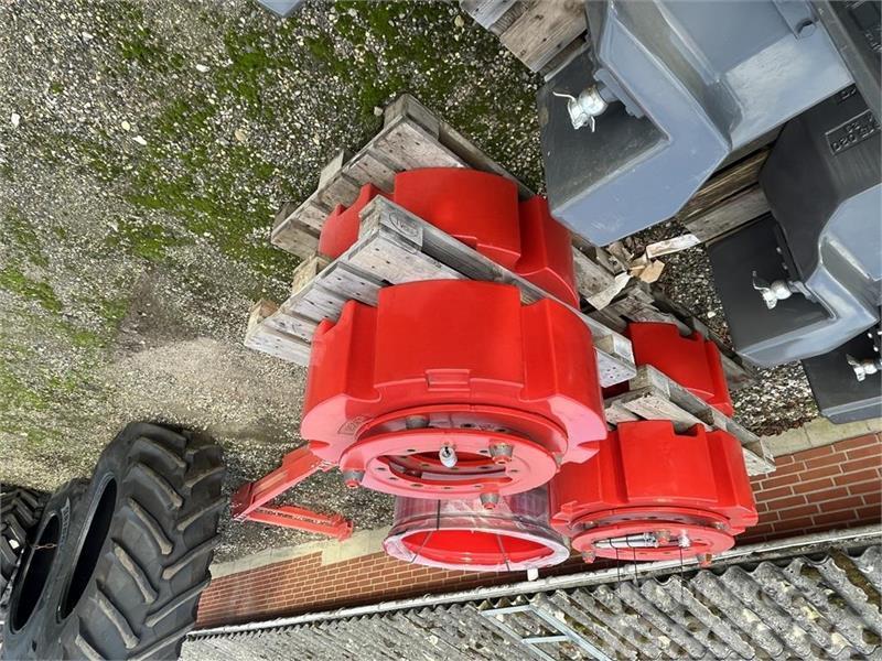 Fendt 2 X 1000 KG hjulvægte Další příslušenství k traktorům