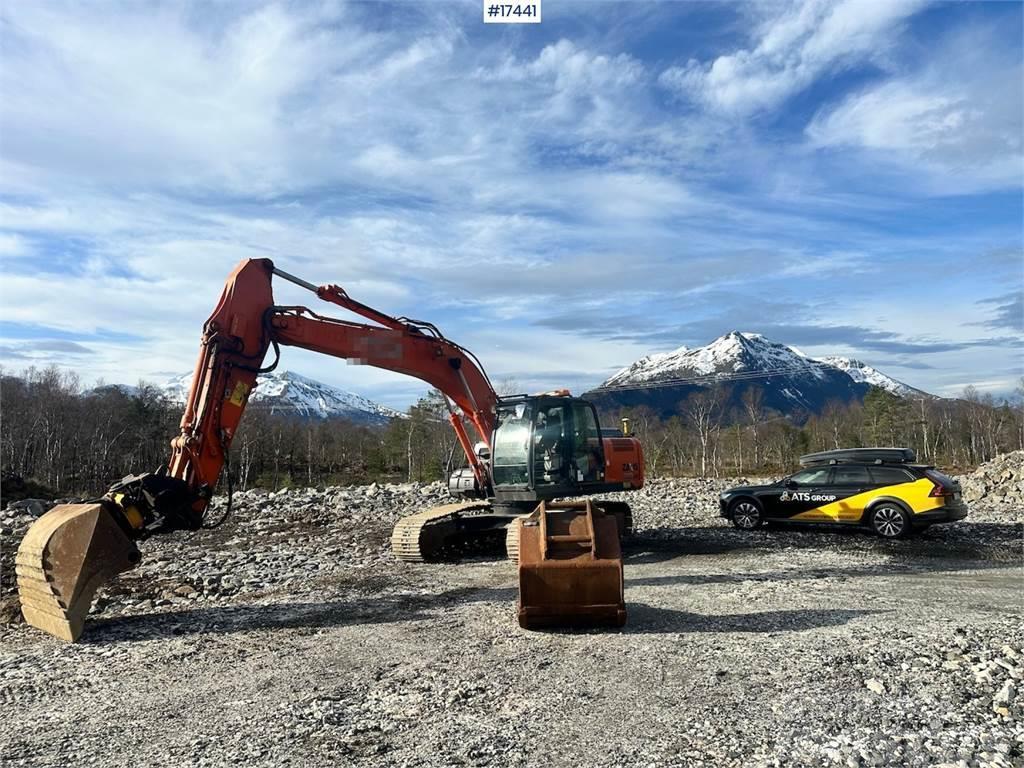 Hitachi ZX210LC-5B Tracked excavator w/ Newly overhauled R Pásová rýpadla