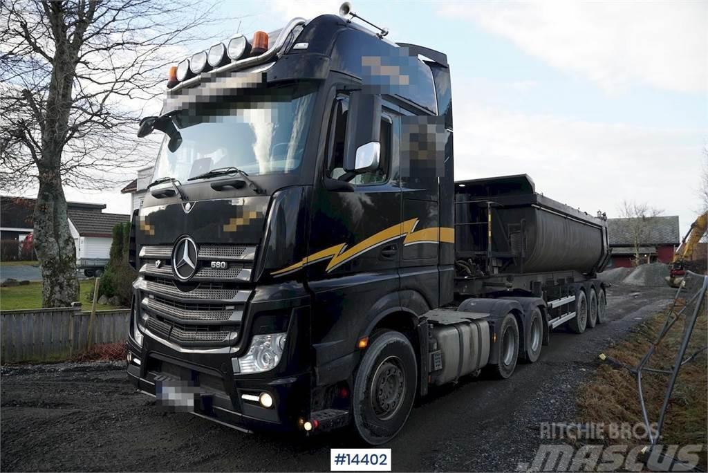 Mercedes-Benz Actros 2653 6x4 Truck w/ hydraulics. Tahače