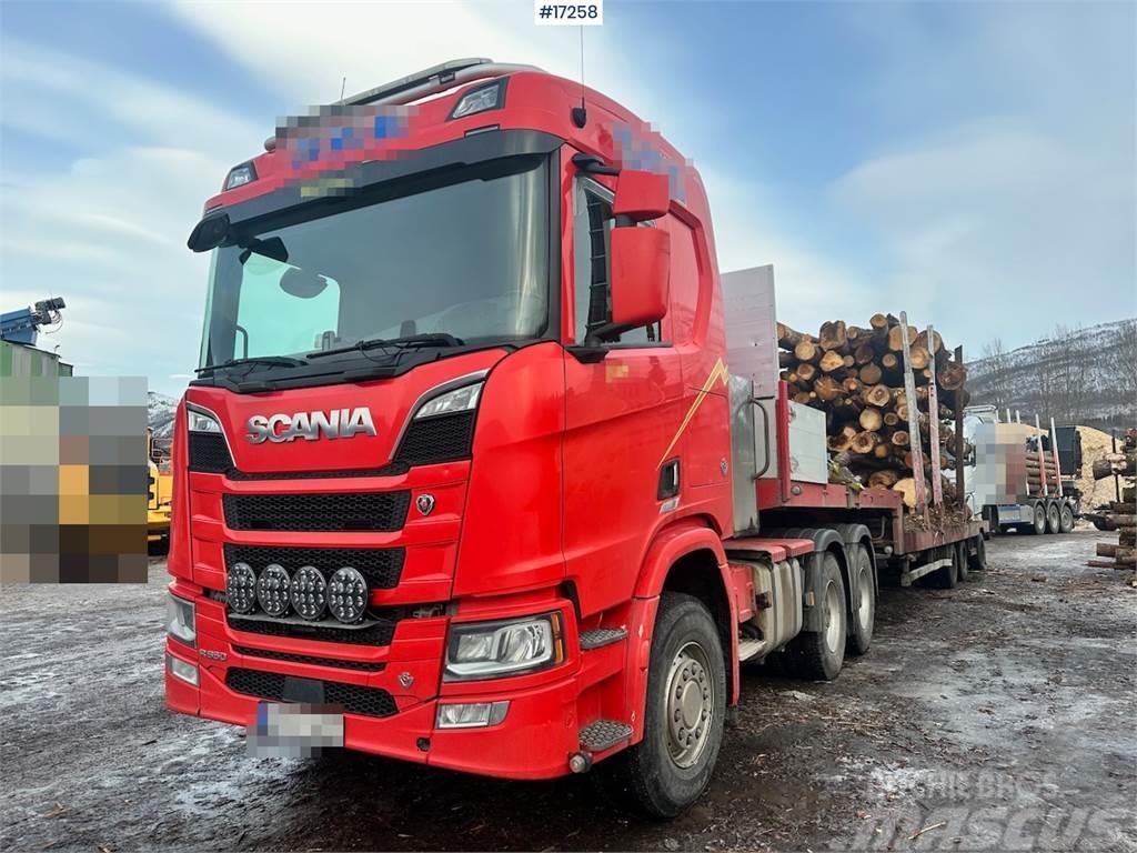 Scania R650 6x4 Tractor w/ Istrail Trailer. WATCH VIDEO Tahače