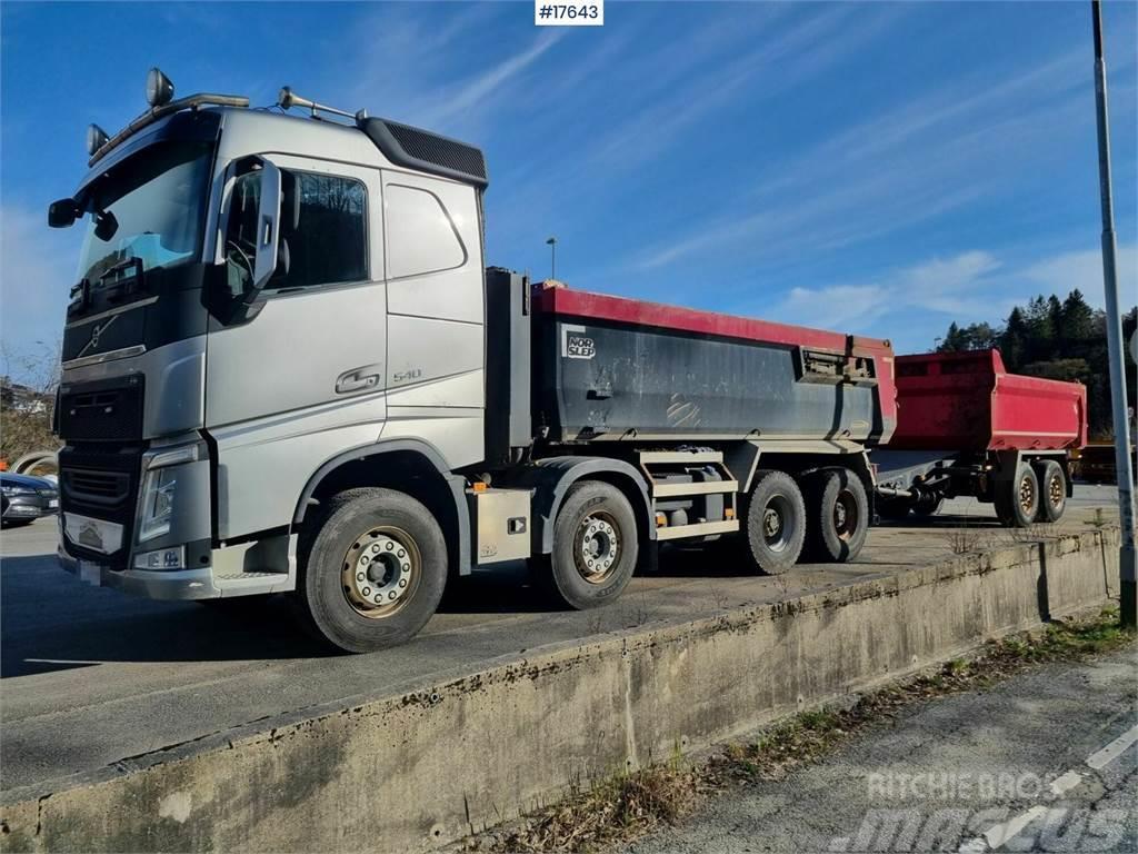 Volvo FH 540 8x4 with low mileage for sale with tipper. Sklápěče