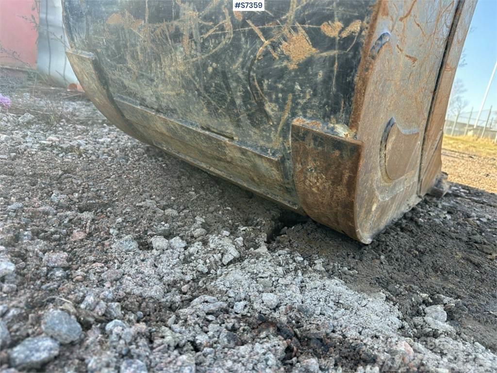 CAT 307.5 Excavator with Rototilt and Tools (SEE VIDE Pásová rýpadla