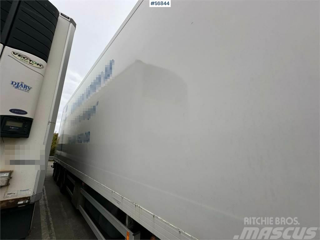 Ekeri L/L-5 refrigerated trailer with openable side & re Chladírenské přívěsy