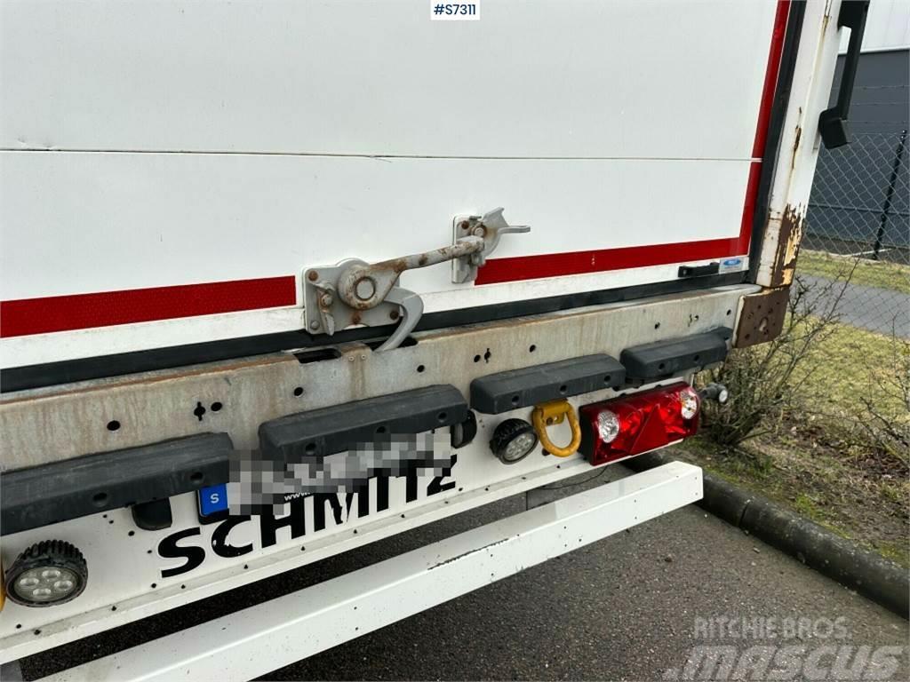 Schmitz Cargobull Box trailer with roller shutter Další přívěsy