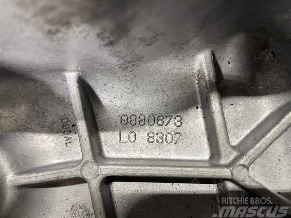 Liebherr L544-9880673-Cilinder head cover Motory