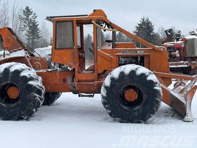 Timberjack 520 Lesní kolové traktory