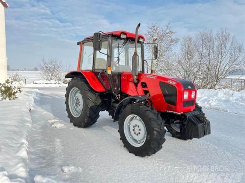 Belarus MTS 1025.3 Traktory